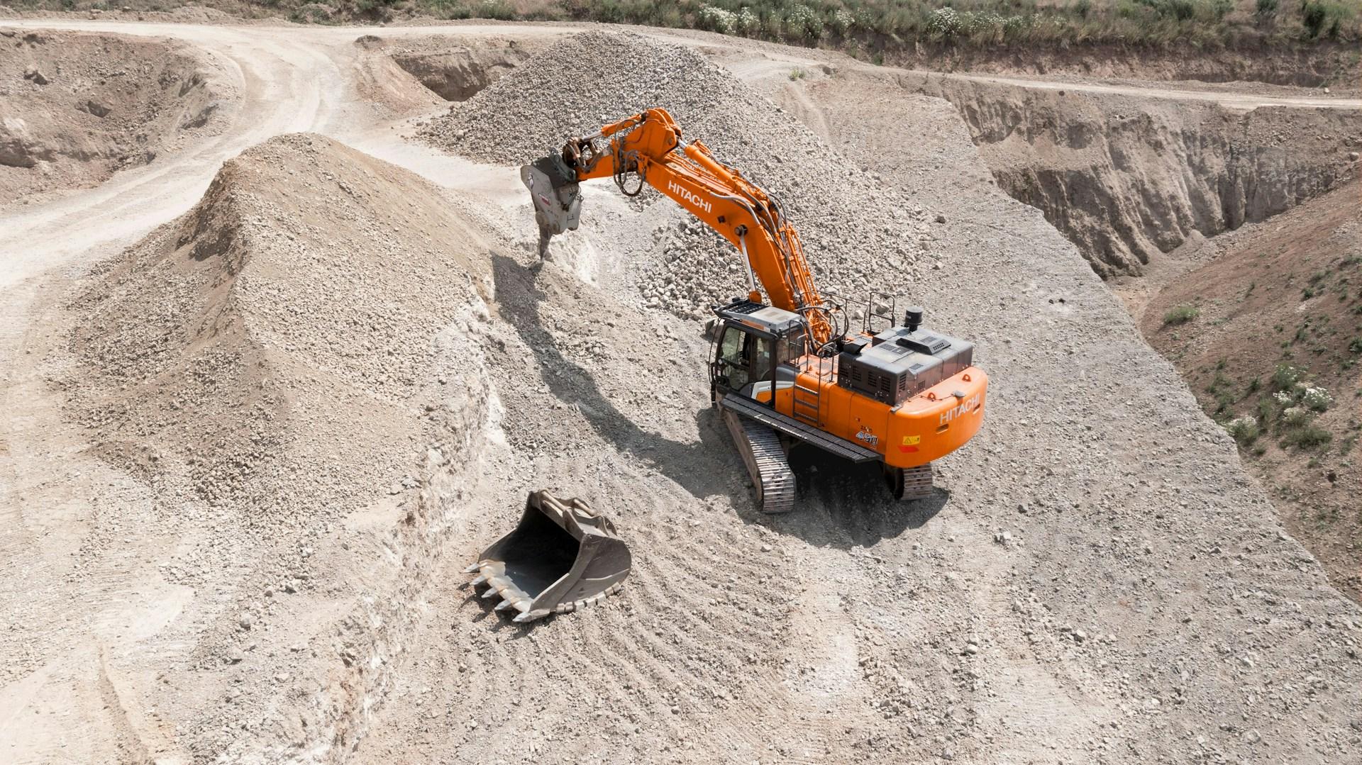 mini excavating Victoria